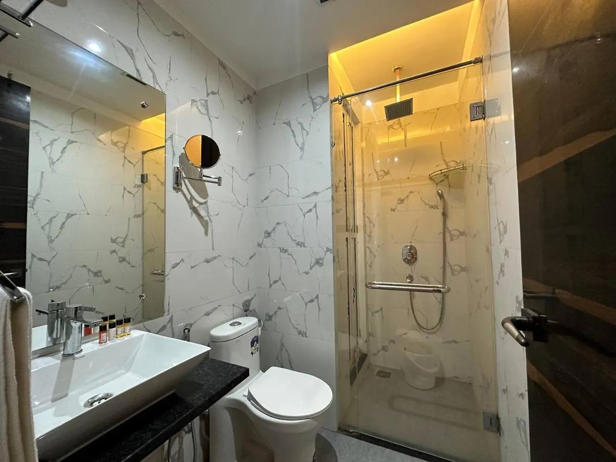 ***  Hotel Hardik Palacio Varanasi India