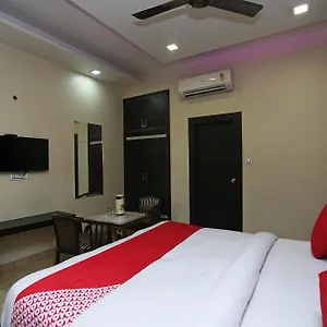 https://hotel-samrat.top-gurgaonhotels.com